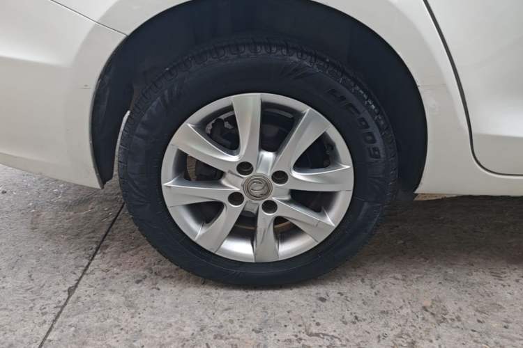 Used Dongfeng Aeolus A30 2014 1.5L Manual Smart Drive Smart Edition Right Rear Wheel Hub