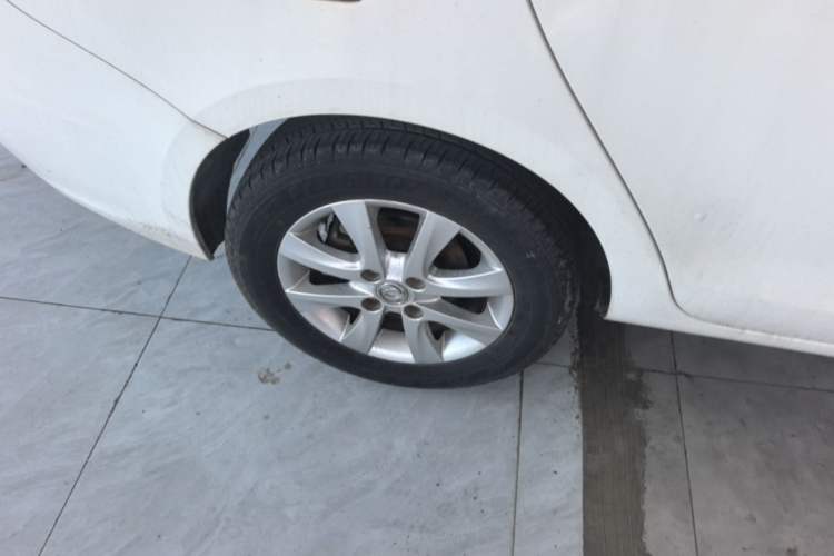 Used Dongfeng Aeolus A30 2014 1.5L Manual Sishang Model Right Rear Wheel Hub