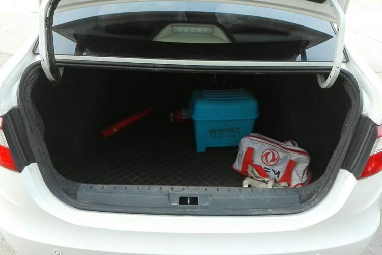 Used Dongfeng Aeolus A30 2014 1.5L Manual Smart-Drive Luxury Edition Trunk
