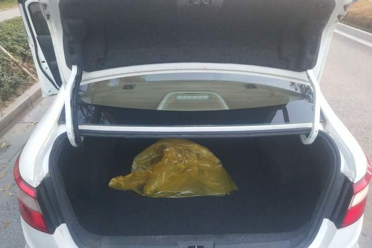 Used Dongfeng Aeolus A30 2014 1.5L Manual Smart Drive Smart Edition Trunk