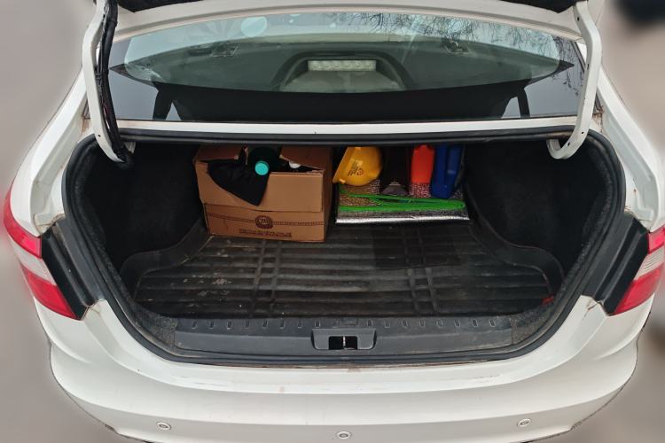Used Dongfeng Aeolus A30 2014 1.5L Manual Sishang Model Trunk
