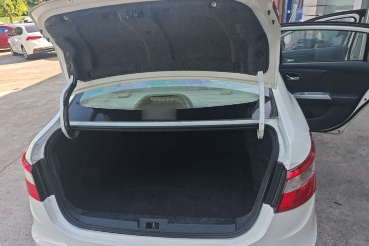 Used Dongfeng Aeolus A30 2014 1.5L Manual Smart Drive Smart Edition Trunk