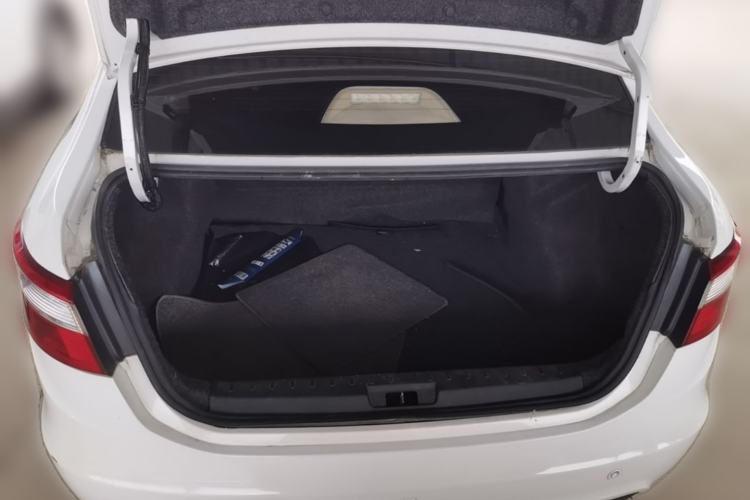 Used Dongfeng Aeolus A30 2014 1.5L Automatic ZhiShang Model Trunk