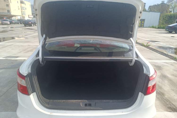 Used Dongfeng Aeolus A30 2014 1.5L Manual Smart Drive Smart Edition Trunk