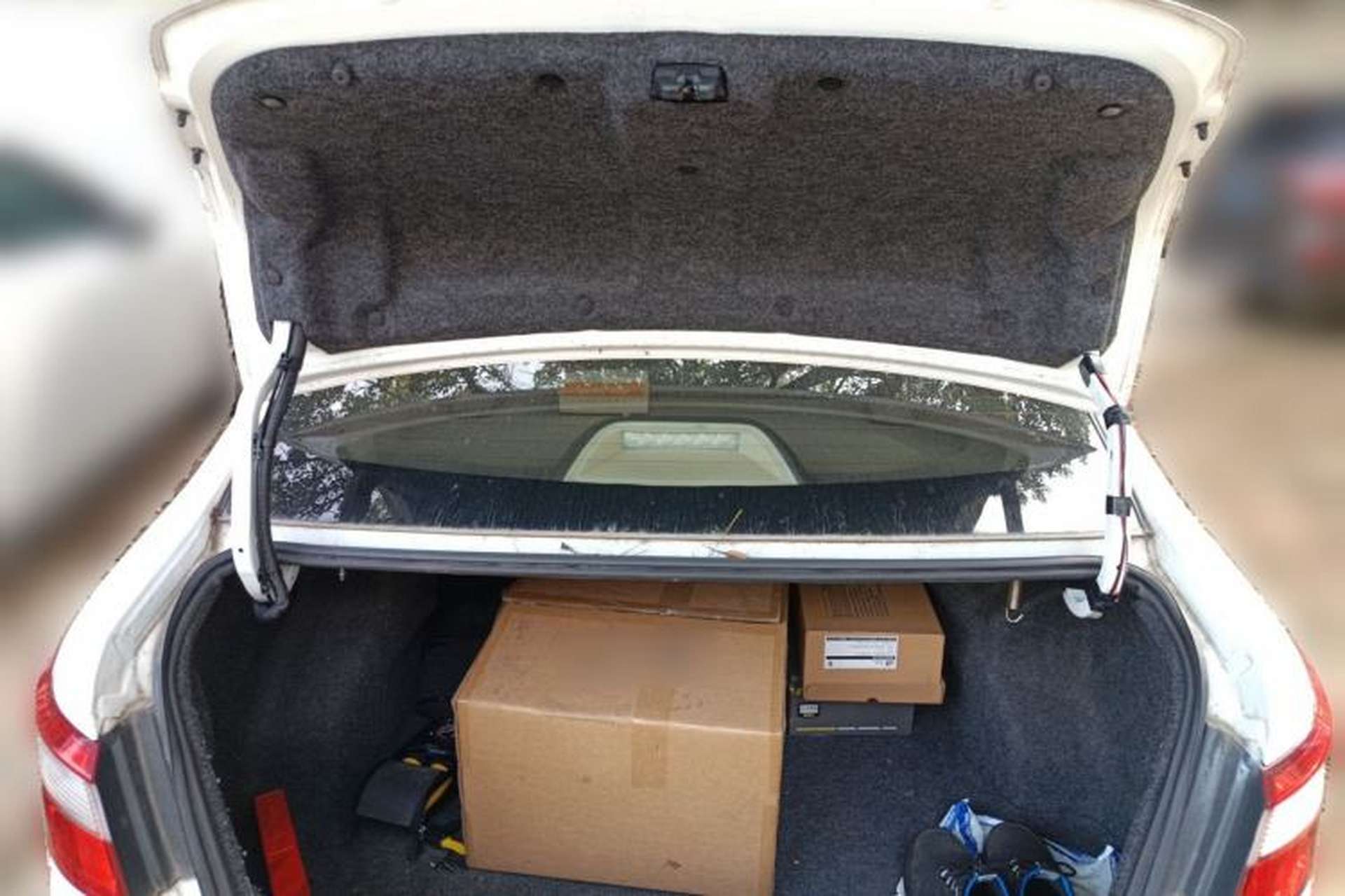 Used Dongfeng Aeolus A30 2014 1.5L Automatic ZhiShang Model Trunk