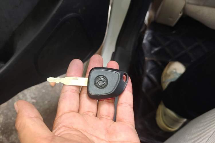 Used Dongfeng Aeolus A30 2014 1.5L Automatic ZhiShang Model Vehicle Key