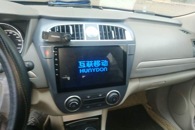 Used Dongfeng Aeolus A60 2012 1.6L Automatic Luxury Version Audio And AC Panel
