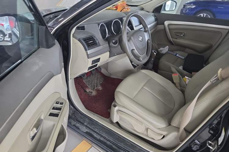 Used Dongfeng Aeolus A60 2012 1.6L Manual Luxury Model Driver Seat