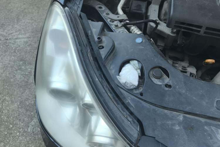 Used Dongfeng Aeolus A60 2012 1.6L Manual Luxury Model Engine Bay Right