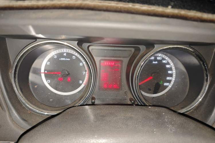 Used Dongfeng Aeolus A60 2012 1.6L Manual Luxury Model Instrument Cluster