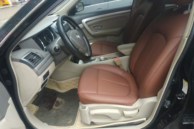 Used Dongfeng Aeolus A60 2012 1.6L Automatic Luxury Version Left Front Seat