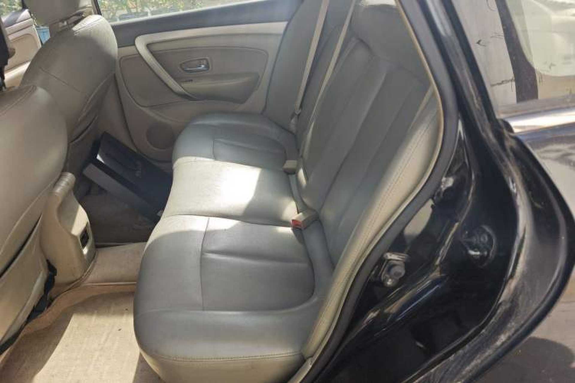 Used Dongfeng Aeolus A60 2012 1.6L Automatic Luxury Version Left Rear Seat