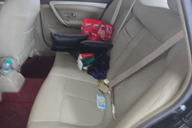 Used Dongfeng Aeolus A60 2012 1.6L Manual Luxury Model Left Rear Seat