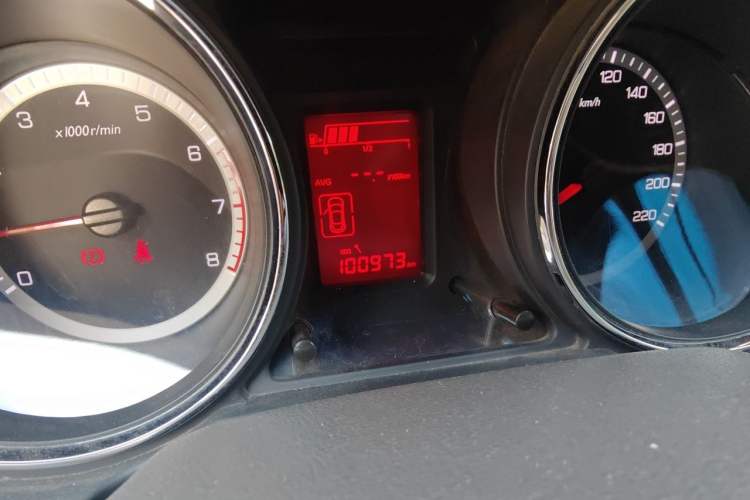 Used Dongfeng Aeolus A60 2012 1.6L Manual Luxury Model Odometer Close Up