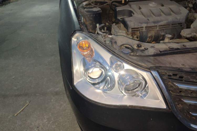 Used Dongfeng Aeolus A60 2012 1.6L Manual Luxury Model Right Front Headlight