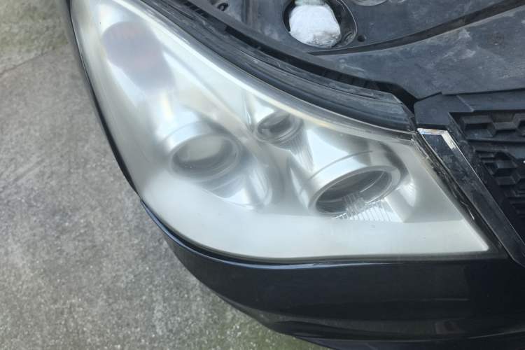 Used Dongfeng Aeolus A60 2012 1.6L Manual Luxury Model Right Front Headlight