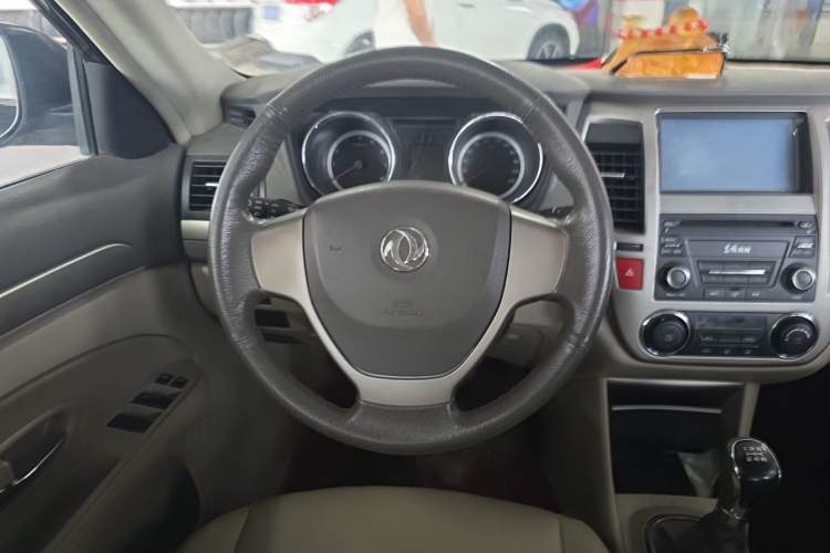 Used Dongfeng Aeolus A60 2012 1.6L Manual Luxury Model Steering Wheel