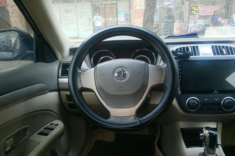 Used Dongfeng Aeolus A60 2012 1.6L Automatic Luxury Version Steering Wheel