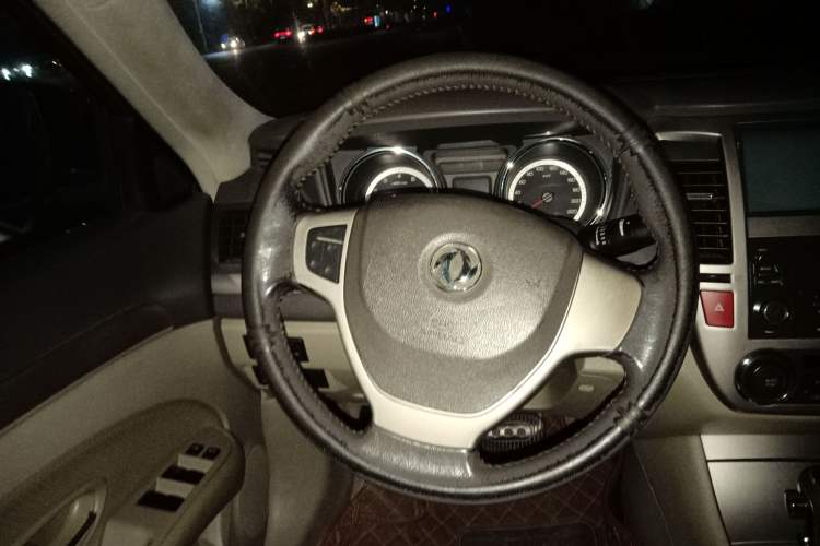 Used Dongfeng Aeolus A60 2012 1.6L Automatic Prestige Model Steering Wheel