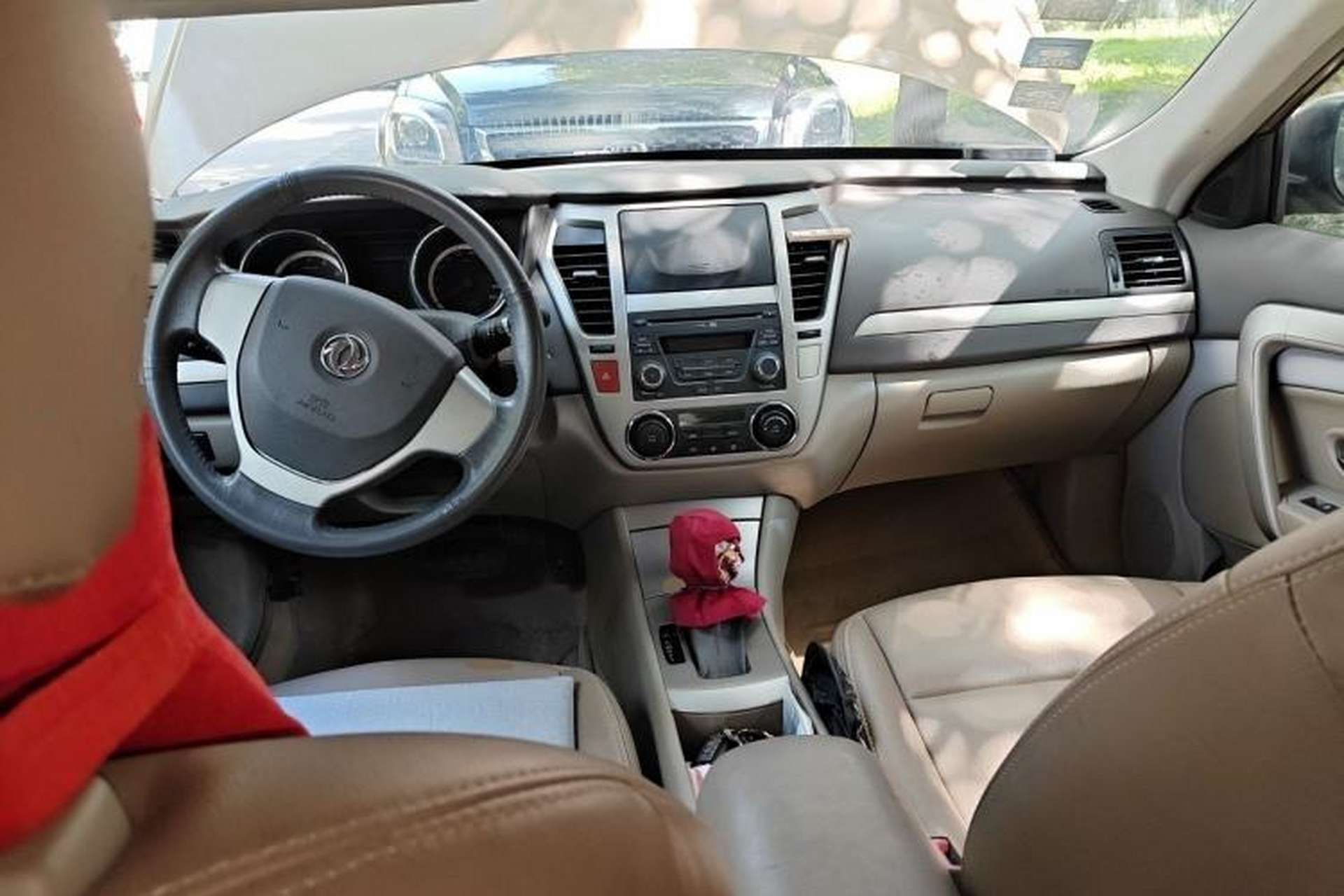 Used Dongfeng Aeolus A60 2012 1.6L Automatic Luxury Version Center Console