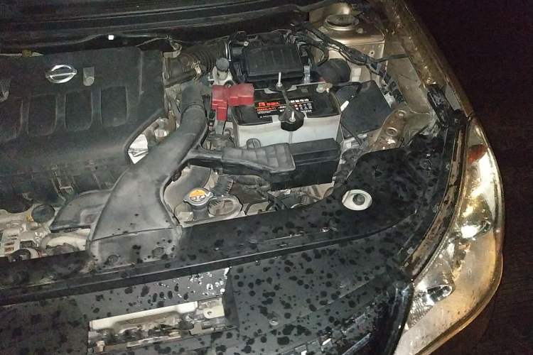 Used Dongfeng Aeolus A60 2012 1.6L Manual Luxury Model Engine Bay Left