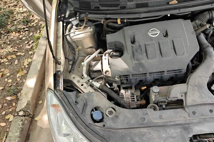 Used Dongfeng Aeolus A60 2012 1.6L Automatic Luxury Version Engine Bay Right