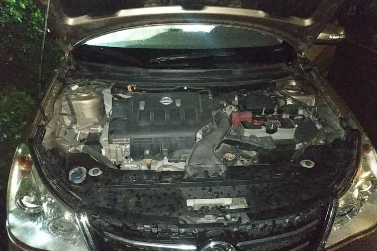 Used Dongfeng Aeolus A60 2012 1.6L Manual Luxury Model Engine Bay