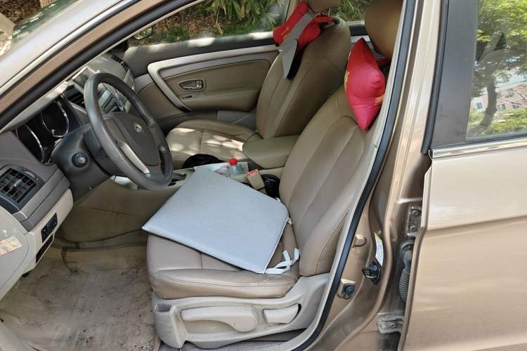 Used Dongfeng Aeolus A60 2012 1.6L Automatic Luxury Version Left Front Seat