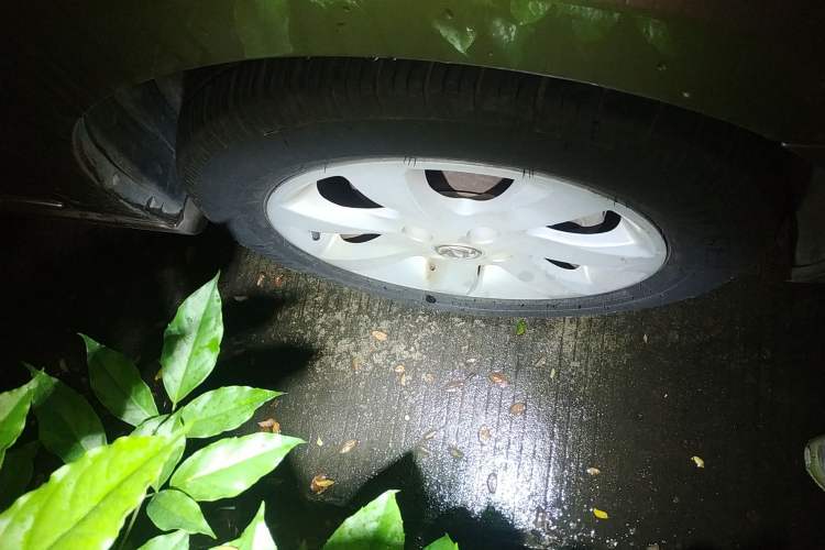 Used Dongfeng Aeolus A60 2012 1.6L Manual Luxury Model Right Front Wheel Hub