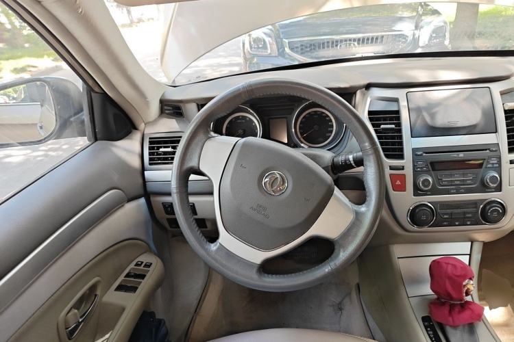 Used Dongfeng Aeolus A60 2012 1.6L Automatic Luxury Version Steering Wheel