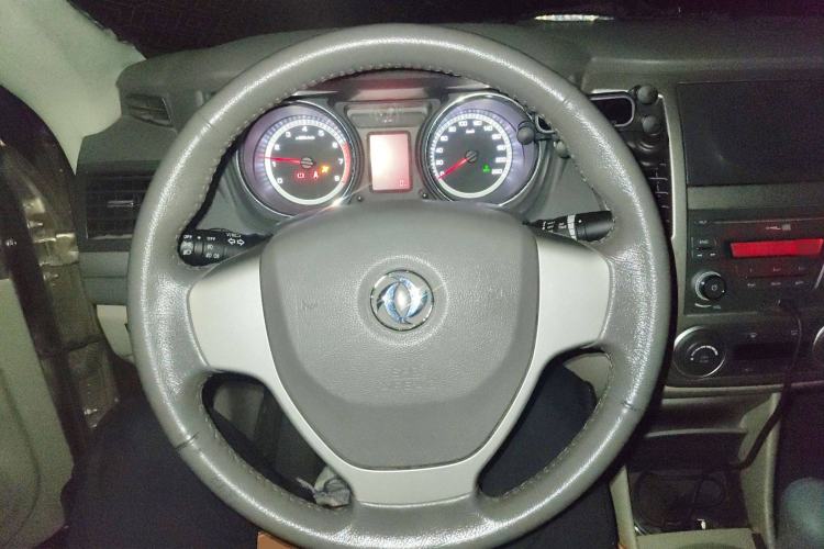 Used Dongfeng Aeolus A60 2012 1.6L Manual Luxury Model Steering Wheel
