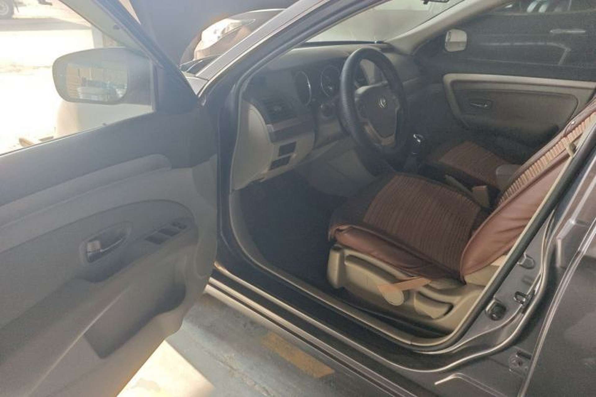 Used Dongfeng Aeolus A60 2012 1.6L Manual Luxury Model Driver Seat