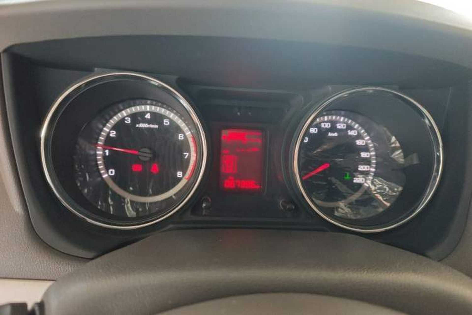 Used Dongfeng Aeolus A60 2012 1.6L Manual Luxury Model Instrument Cluster