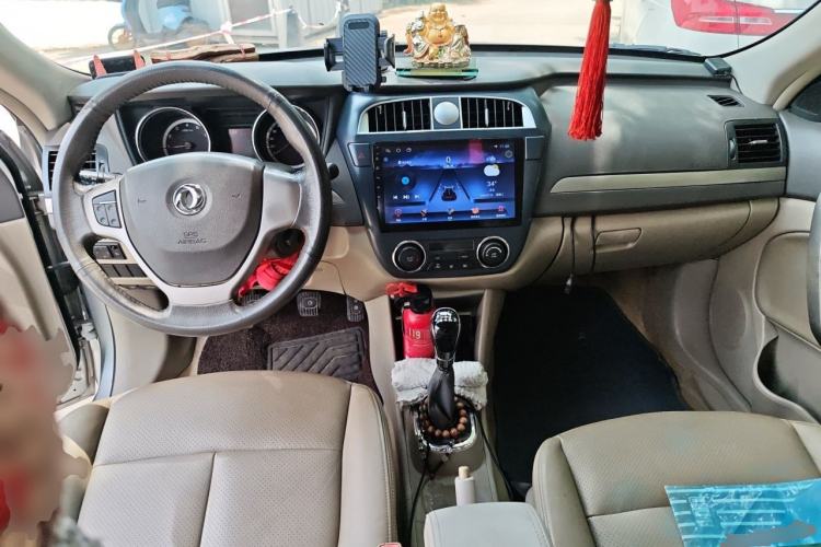 Used Dongfeng Aeolus A60 2012 1.6L Manual Luxury Model Center Console