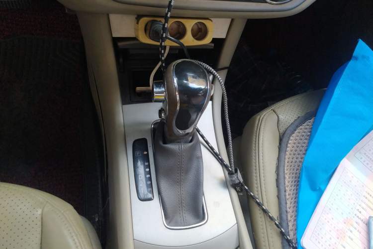 Used Dongfeng Aeolus A60 2012 1.6L Automatic Prestige Model Gear Lever