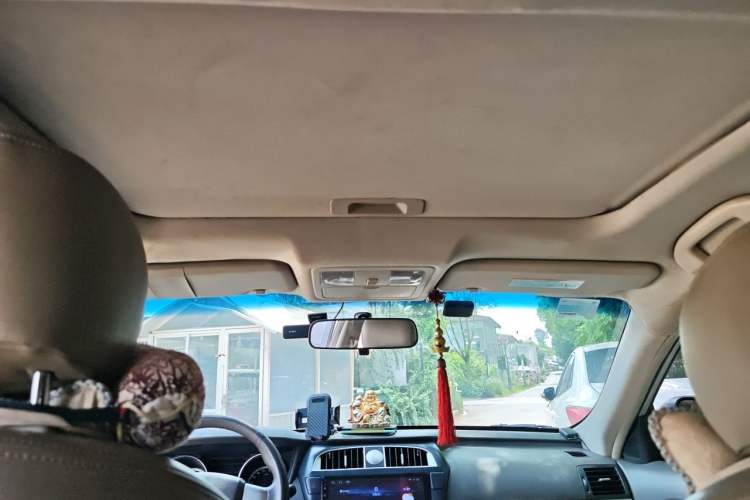 Used Dongfeng Aeolus A60 2012 1.6L Manual Luxury Model Headliner