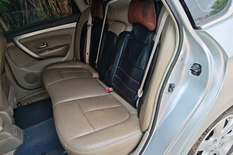 Used Dongfeng Aeolus A60 2012 1.6L Manual Luxury Model Left Rear Seat