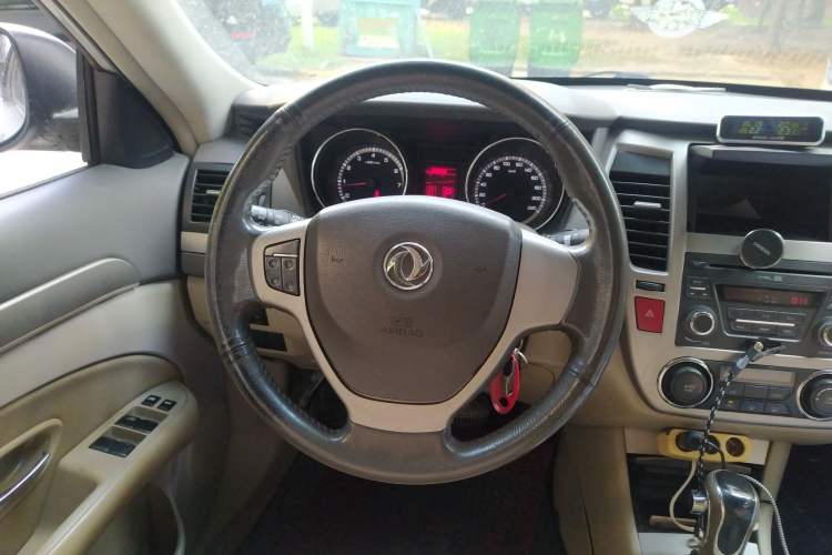 Used Dongfeng Aeolus A60 2012 1.6L Automatic Prestige Model Steering Wheel