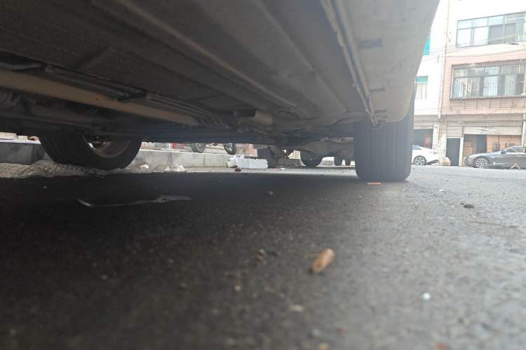 Used Dongfeng Aeolus A60 2012 1.6L Manual Luxury Model Chassis Front Right