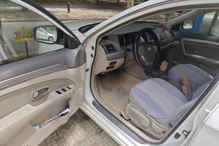 Used Dongfeng Aeolus A60 2012 1.6L Manual Luxury Model Driver Seat