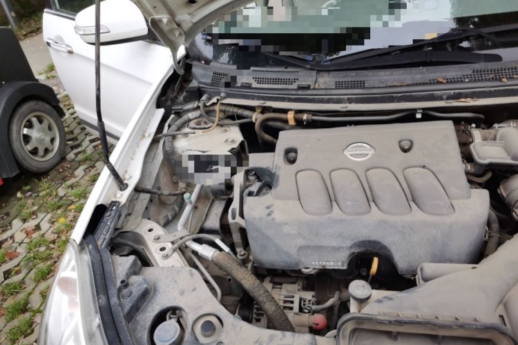 Used Dongfeng Aeolus A60 2012 2.0L CVT Luxury Version Engine Bay Right