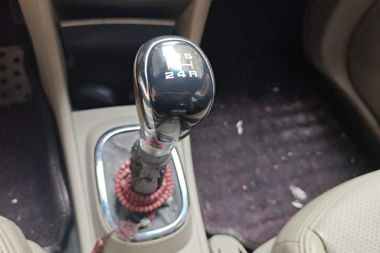 Used Dongfeng Aeolus A60 2012 1.6L Manual Luxury Model Gear Lever