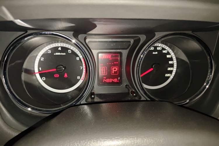 Used Dongfeng Aeolus A60 2012 1.6L Automatic Luxury Version Instrument Cluster