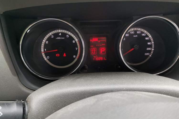 Used Dongfeng Aeolus A60 2012 2.0L CVT Luxury Version Instrument Cluster
