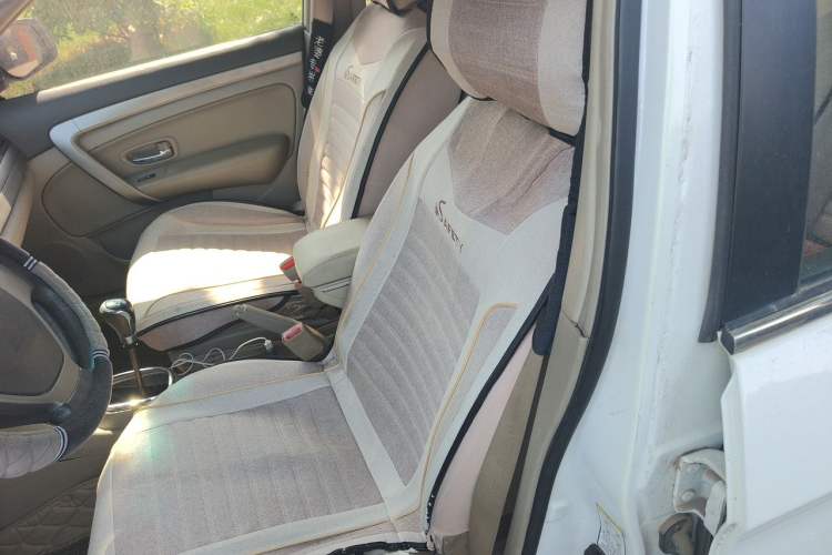 Used Dongfeng Aeolus A60 2012 1.6L Manual Luxury Model Left Front Seat
