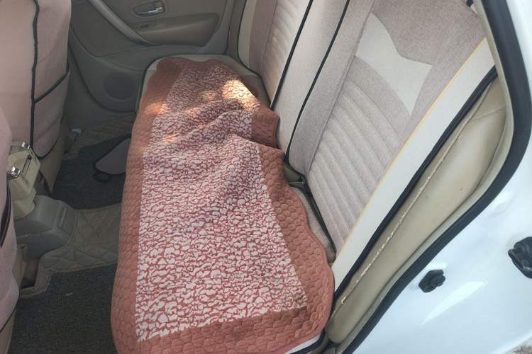 Used Dongfeng Aeolus A60 2012 1.6L Manual Luxury Model Left Rear Seat