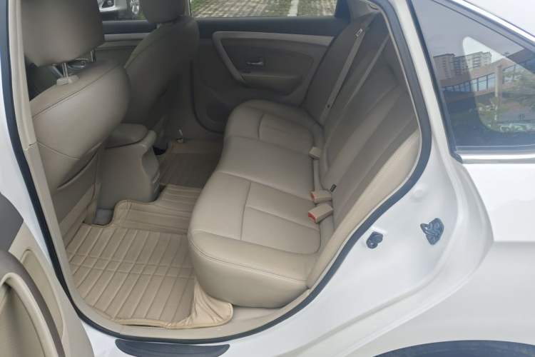 Used Dongfeng Aeolus A60 2012 1.6L Automatic Prestige Model Left Rear Seat