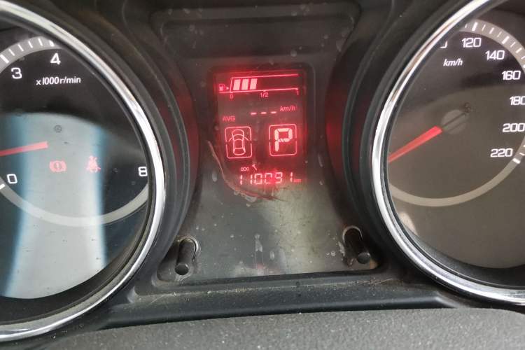 Used Dongfeng Aeolus A60 2012 2.0L CVT Luxury Version Odometer Close Up