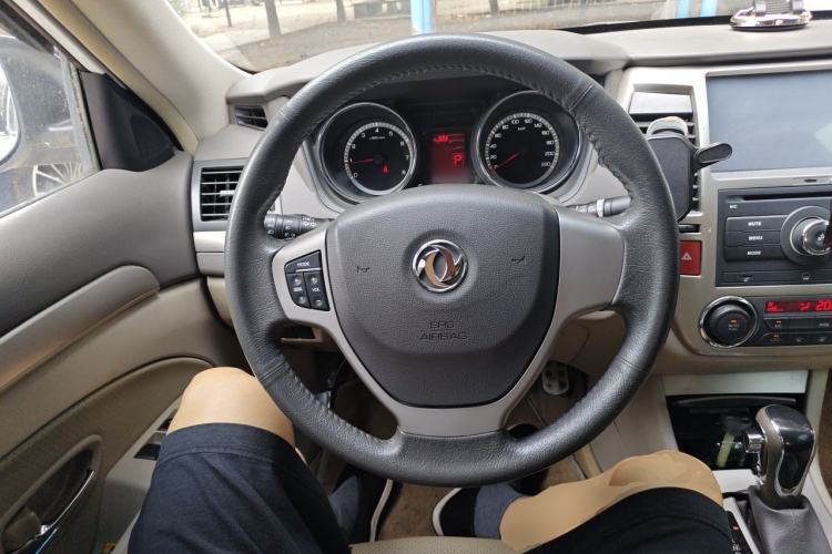 Used Dongfeng Aeolus A60 2012 1.6L Automatic Prestige Model Steering Wheel