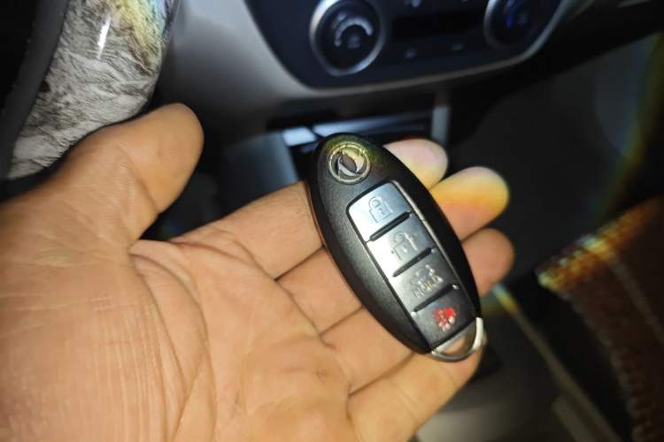 Used Dongfeng Aeolus A60 2012 1.6L Automatic Luxury Version Vehicle Key